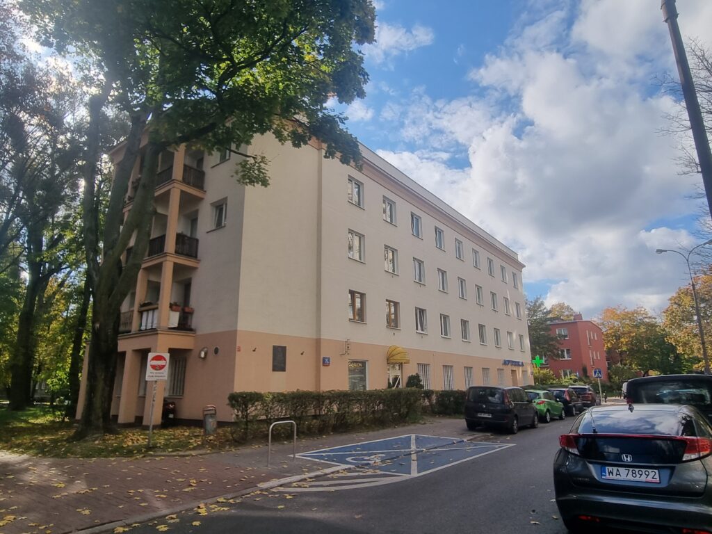 Wspólnota Mieszkaniowa Jarosława Dąbrowskiego 75b